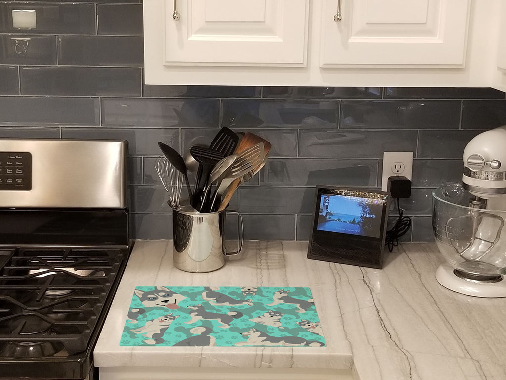 Grey Siberian Husky Cutting Board Tempered Glass Kitchen Cutting Surface, Heat Resistant Chopping, Non-Slip Feet, Food Prep & Serving
