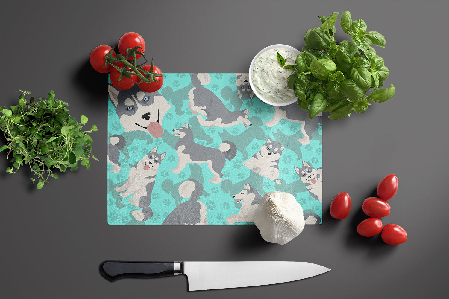 Grey Siberian Husky Cutting Board Tempered Glass Kitchen Cutting Surface, Heat Resistant Chopping, Non-Slip Feet, Food Prep & Serving