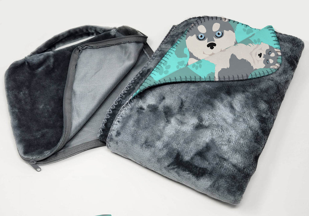 Grey Siberian Husky Soft Travel Blanket with Bag Airplane Blanket, Indoor Outdoor Camping Blanket for Traveling, Picnics, Beach Trips, Concerts