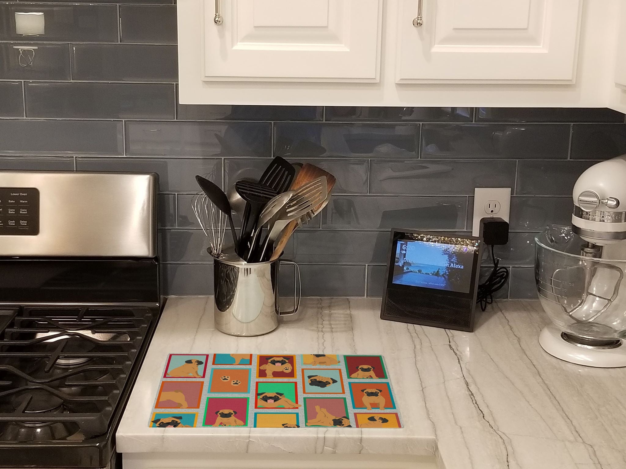 Lots of Apricot Pug Cutting Board Tempered Glass Kitchen Cutting Surface, Heat Resistant Chopping, Non-Slip Feet, Food Prep & Serving