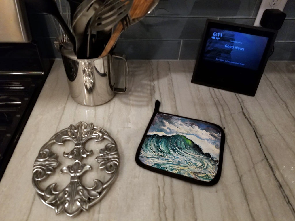 Big Blue Wave Pot Holder Set of 2 Heat Resistant Quilted Hot Pads 7.5 x 7.5 Inch, Insulated Kitchen Trivets for Cooking & Baking