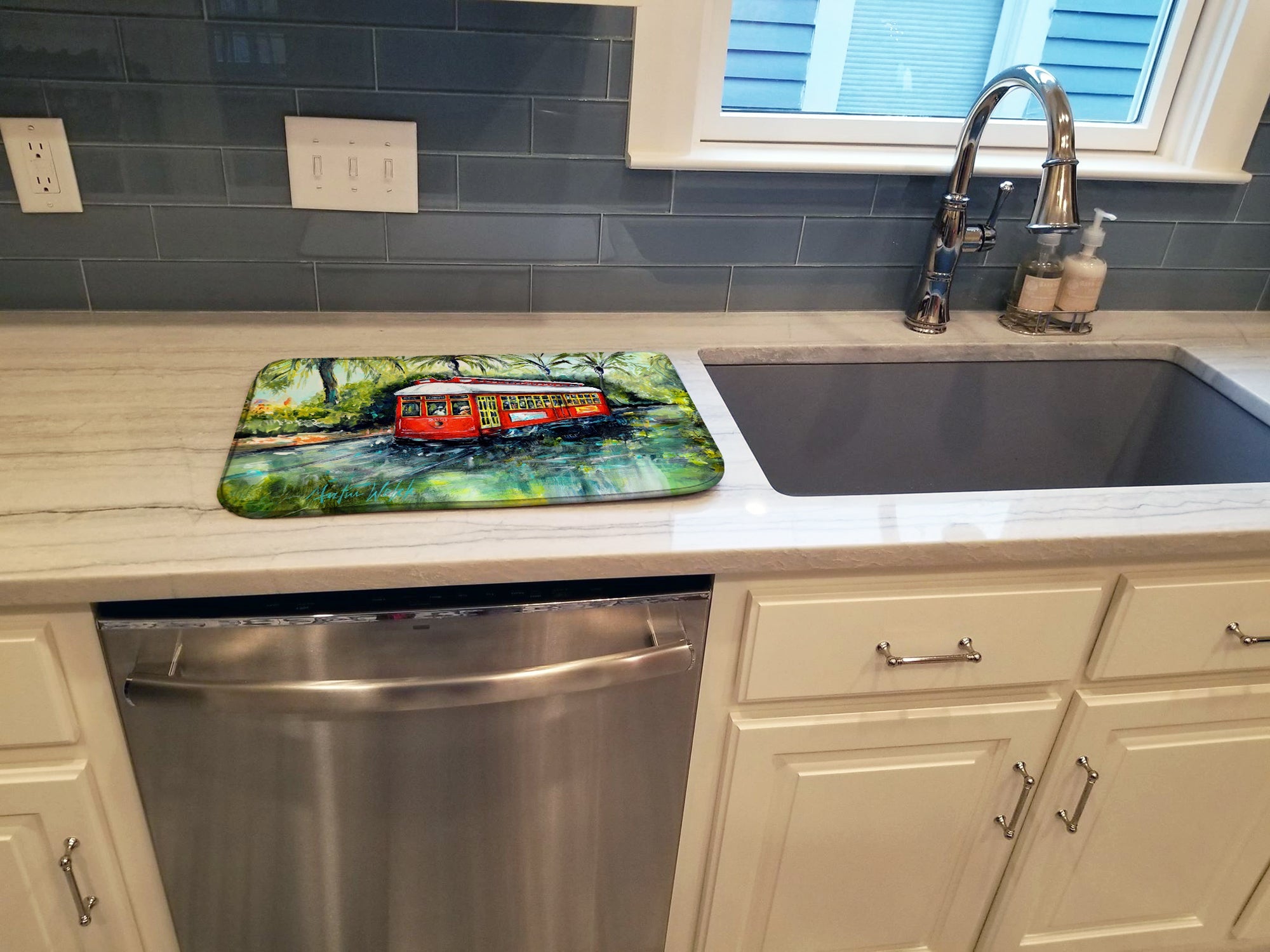 Little Red Street Car Dish Drying Mat Absorbent Dish Drying Mat Pad for Kitchen Counter Dish Drainer Mat for Countertop, 14 x 21", Multicolor
