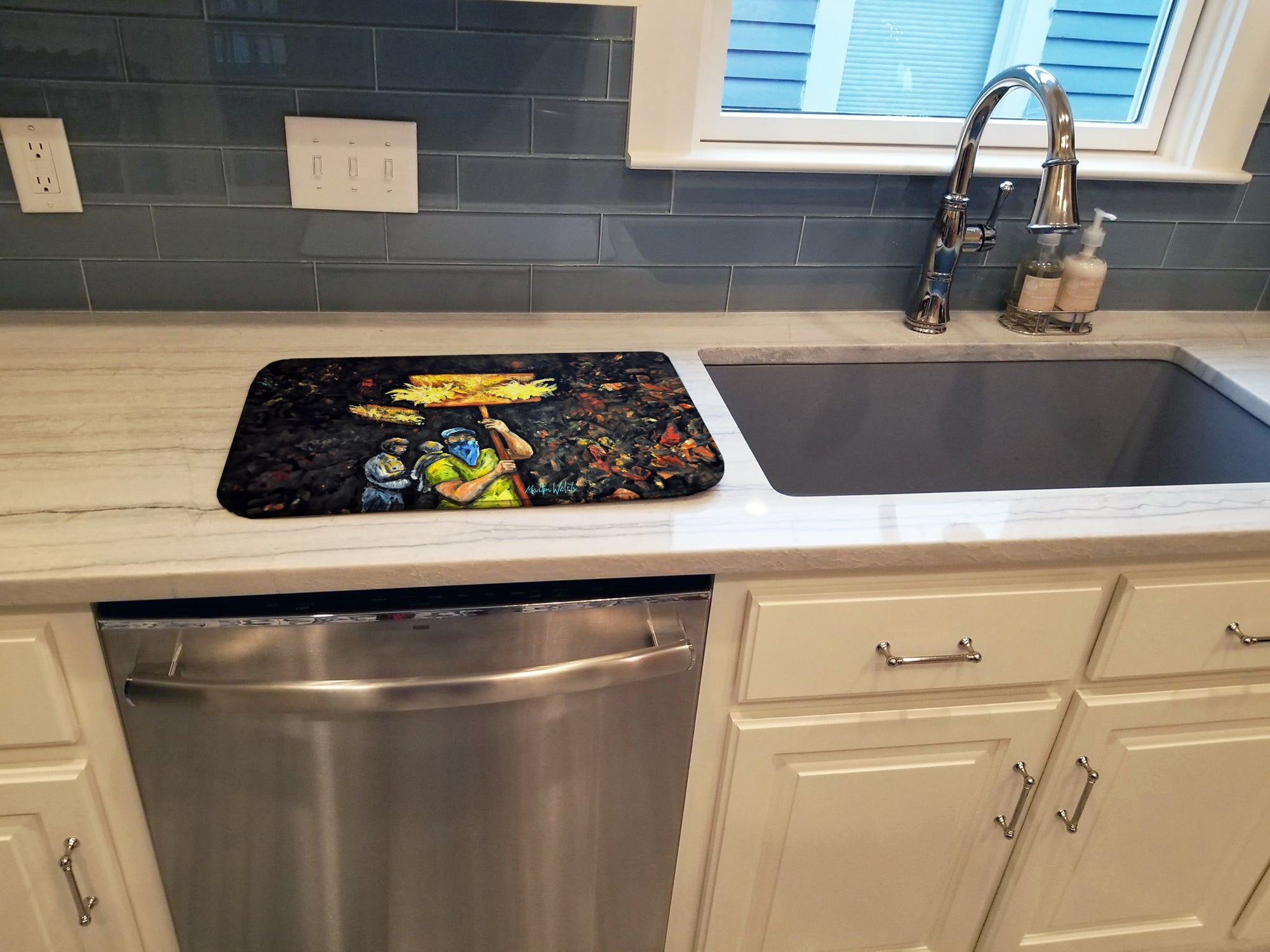Turn Up The Heat Mardi Gras Dish Drying Mat Absorbent Dish Drying Mat Pad for Kitchen Counter Dish Drainer Mat for Countertop, 14 x 21", Multicolor