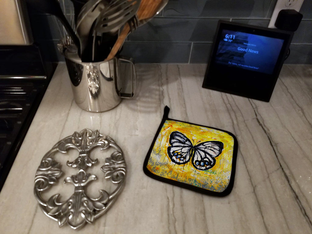 Buttefly Whisp Pot Holder Set of 2 Heat Resistant Quilted Hot Pads 7.5 x 7.5 Inch, Insulated Kitchen Trivets for Cooking & Baking