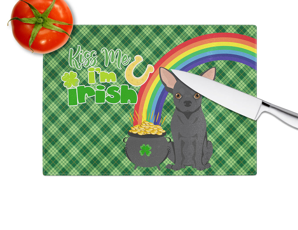 Black Chihuahua St. Patrick's Day Cutting Board Tempered Glass Kitchen Cutting Surface, Heat Resistant Chopping, Non-Slip Feet, Food Prep & Serving