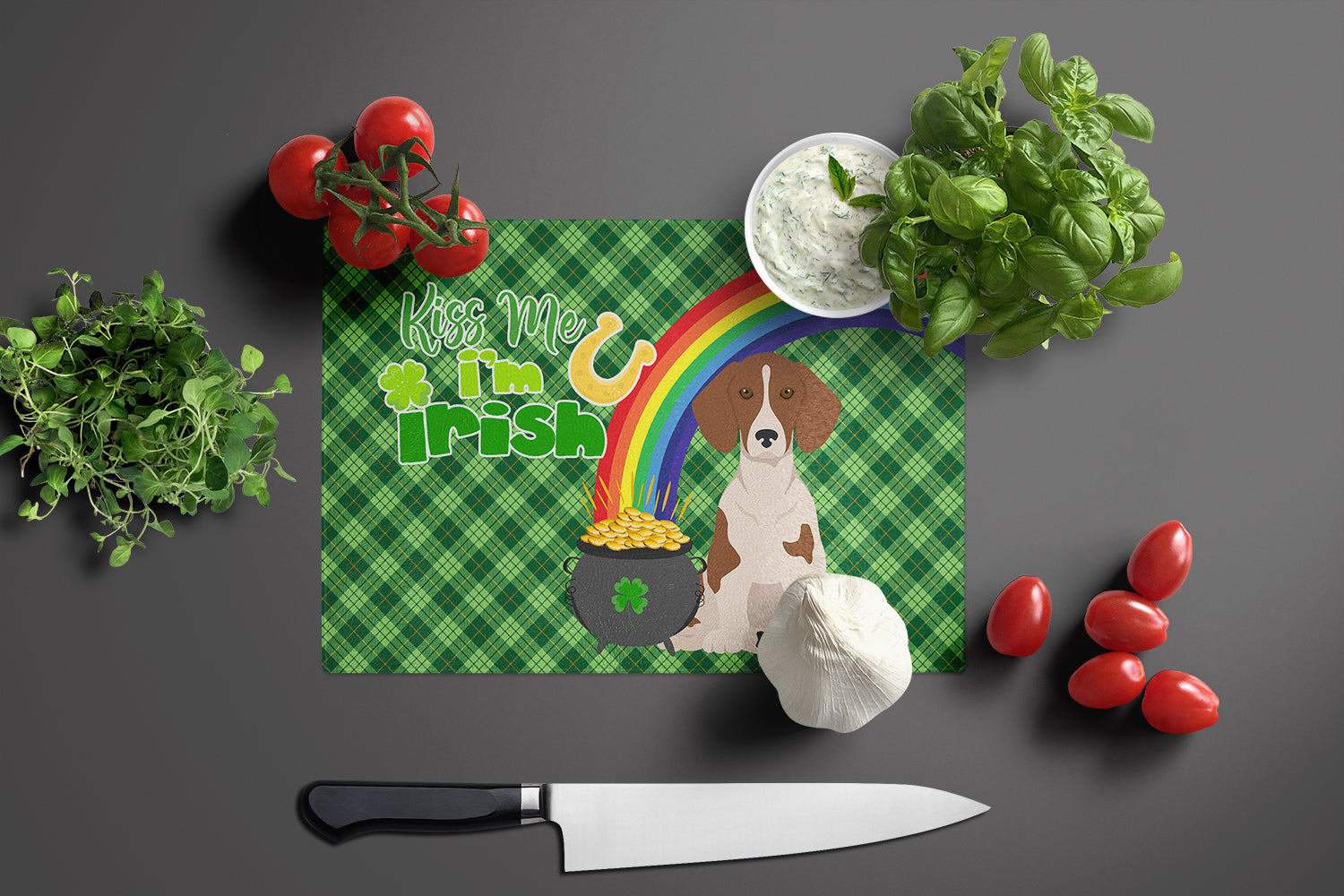 Red Piebald Dachshund St. Patrick's Day Cutting Board Tempered Glass Kitchen Cutting Surface, Heat Resistant Chopping, Non-Slip Feet, Food Prep & Serving