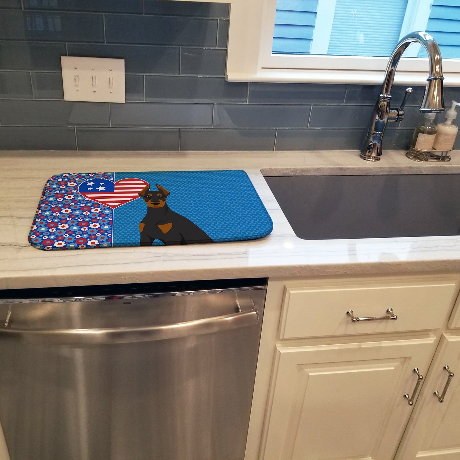 Black and Tan Doberman Pinscher USA American Dish Drying Mat Absorbent Dish Drying Mat Pad for Kitchen Counter Dish Drainer Mat for Countertop, 14 x 21", Multicolor