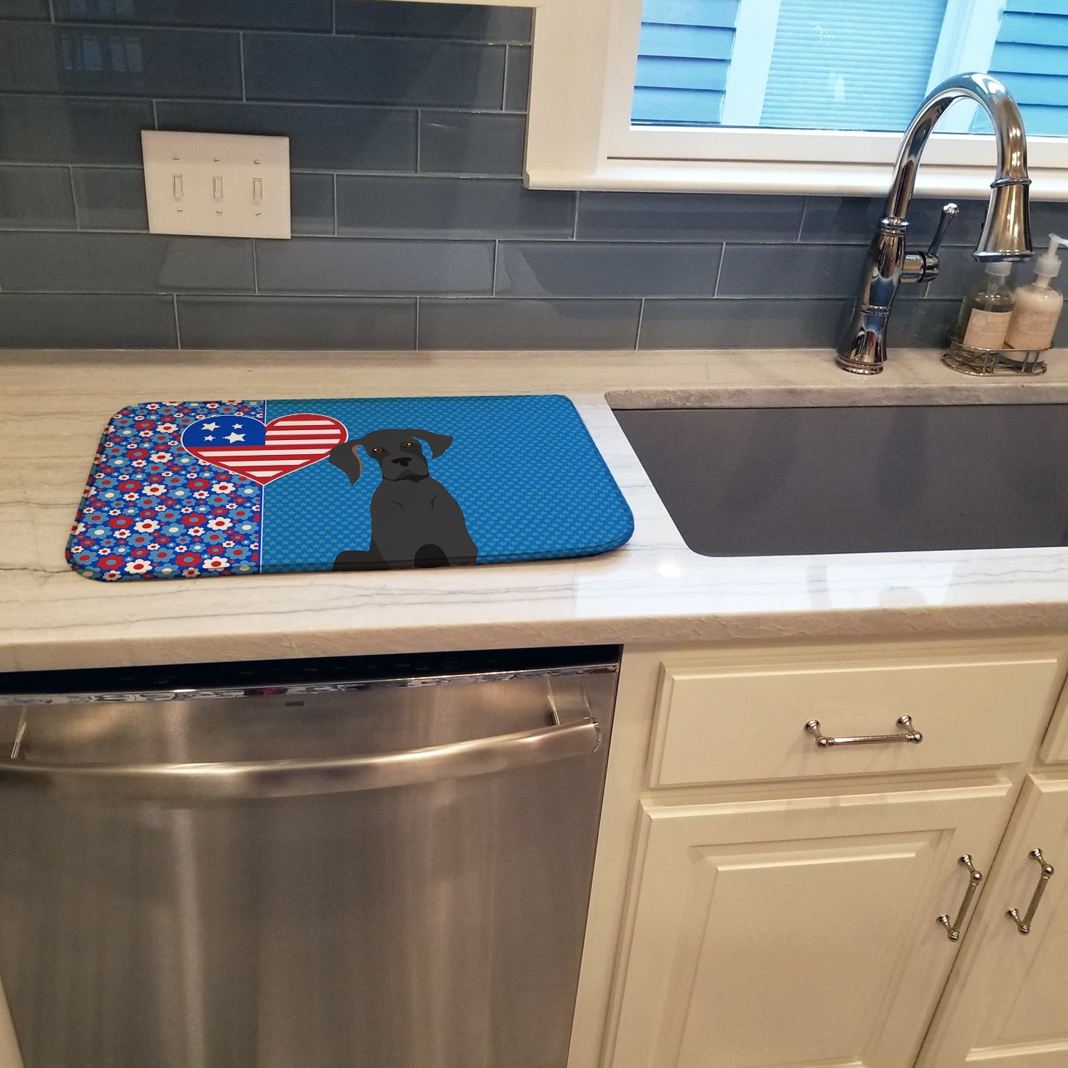 Black Great Dane USA American Dish Drying Mat Absorbent Dish Drying Mat Pad for Kitchen Counter Dish Drainer Mat for Countertop, 14 x 21", Multicolor