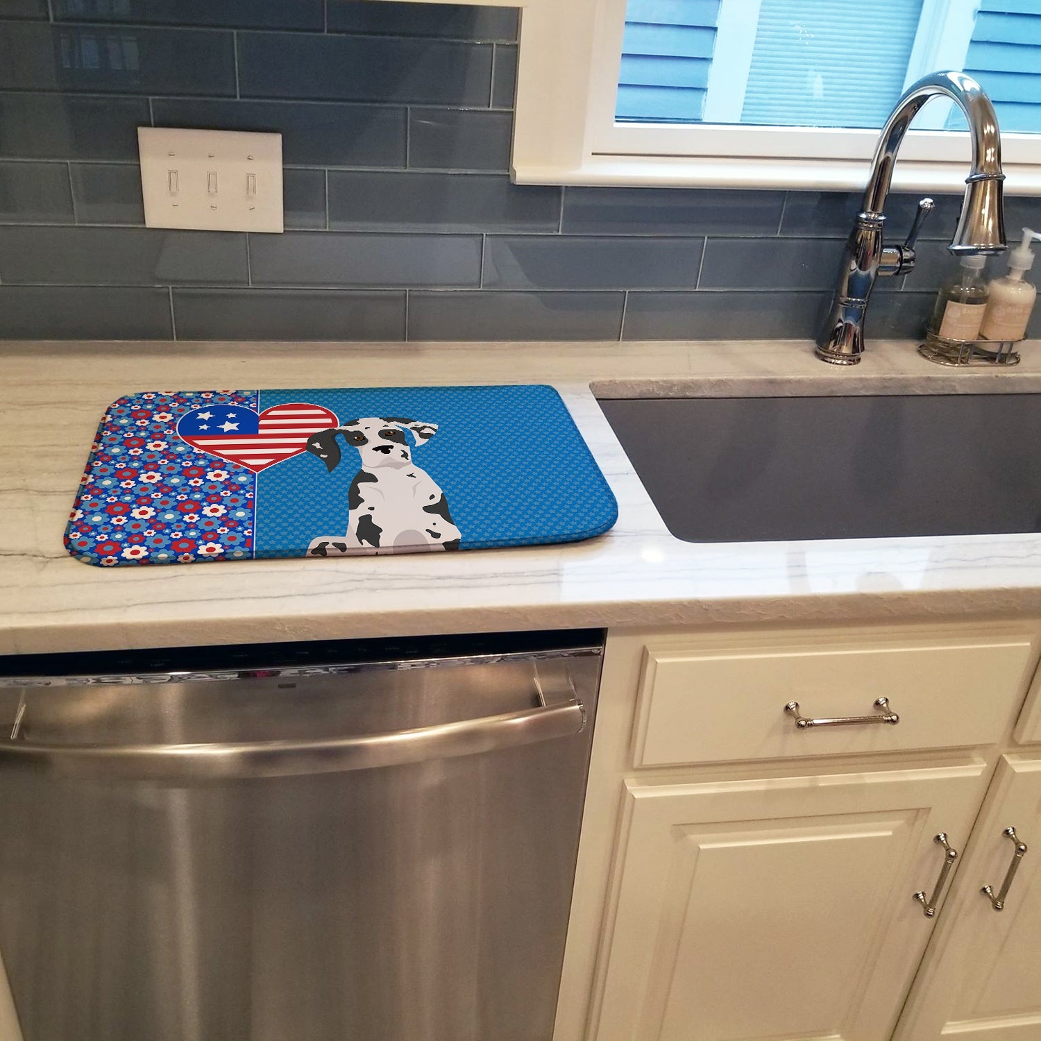 Harlequin Great Dane USA American Dish Drying Mat Absorbent Dish Drying Mat Pad for Kitchen Counter Dish Drainer Mat for Countertop, 14 x 21", Multicolor