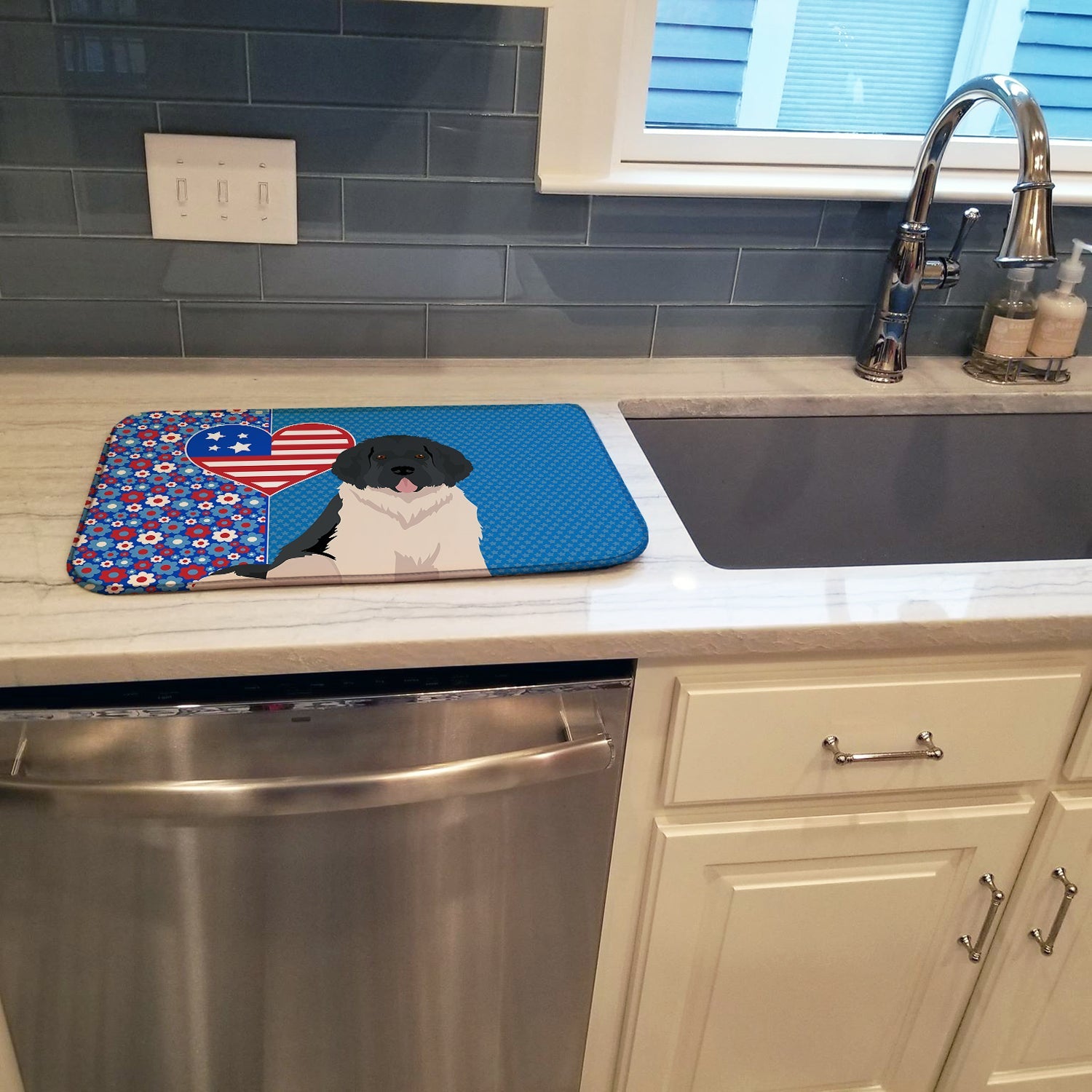 Landseer Newfoundland USA American Dish Drying Mat Absorbent Dish Drying Mat Pad for Kitchen Counter Dish Drainer Mat for Countertop, 14 x 21", Multicolor