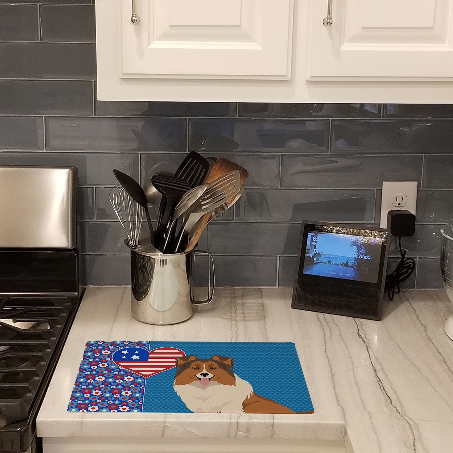 Sable Sheltie USA American Cutting Board Tempered Glass Kitchen Cutting Surface, Heat Resistant Chopping, Non-Slip Feet, Food Prep & Serving