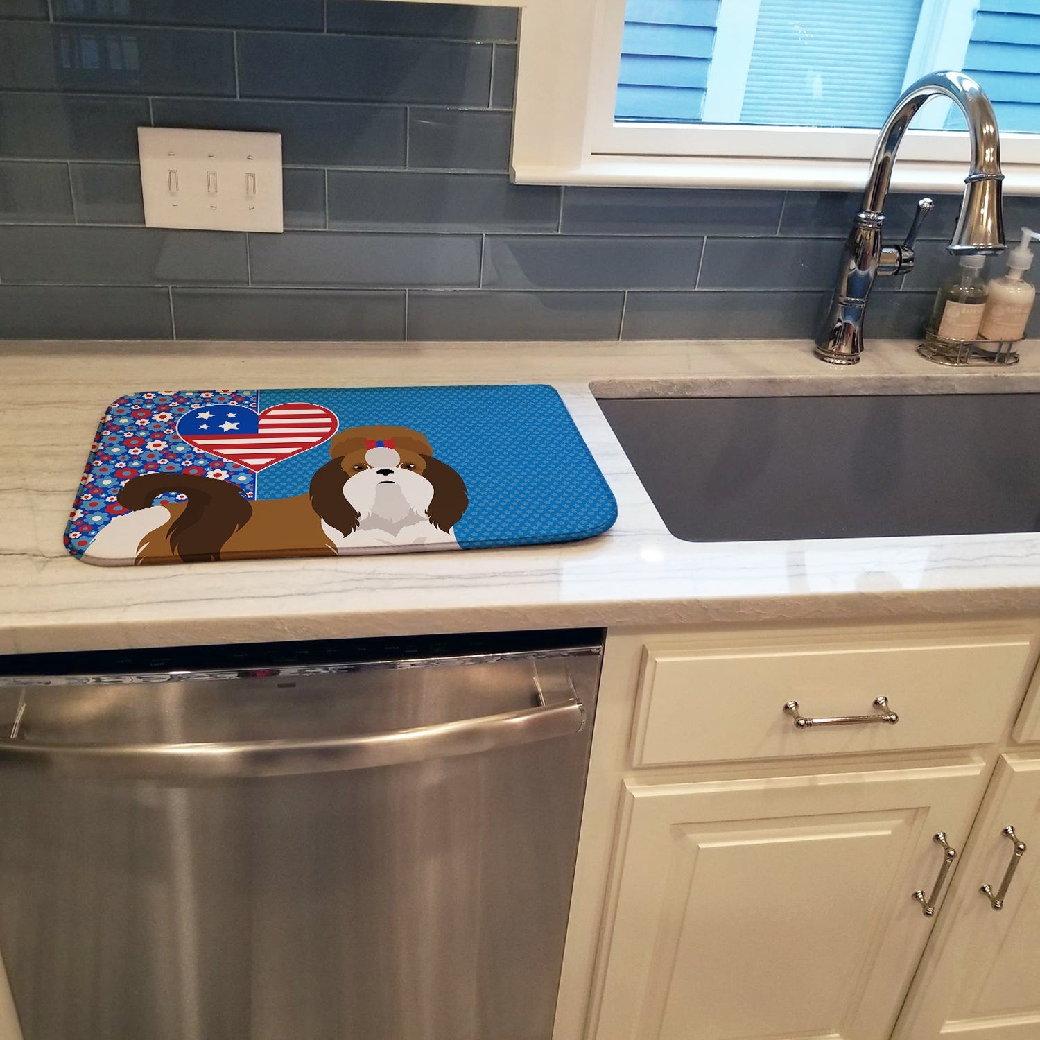 Red and White Shih Tzu USA American Dish Drying Mat Absorbent Dish Drying Mat Pad for Kitchen Counter Dish Drainer Mat for Countertop, 14 x 21", Multicolor