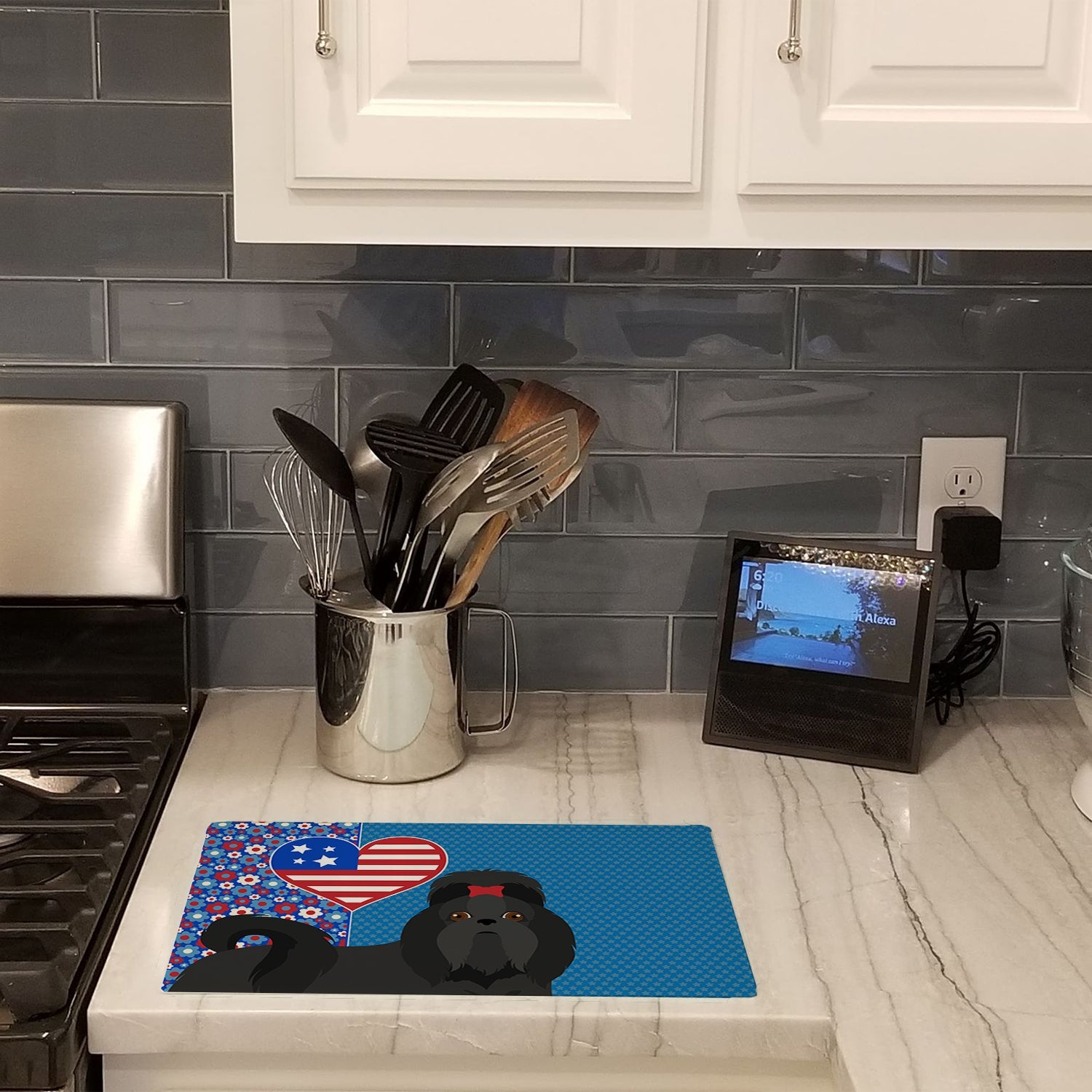 Black Shih Tzu USA American Cutting Board Tempered Glass Kitchen Cutting Surface, Heat Resistant Chopping, Non-Slip Feet, Food Prep & Serving