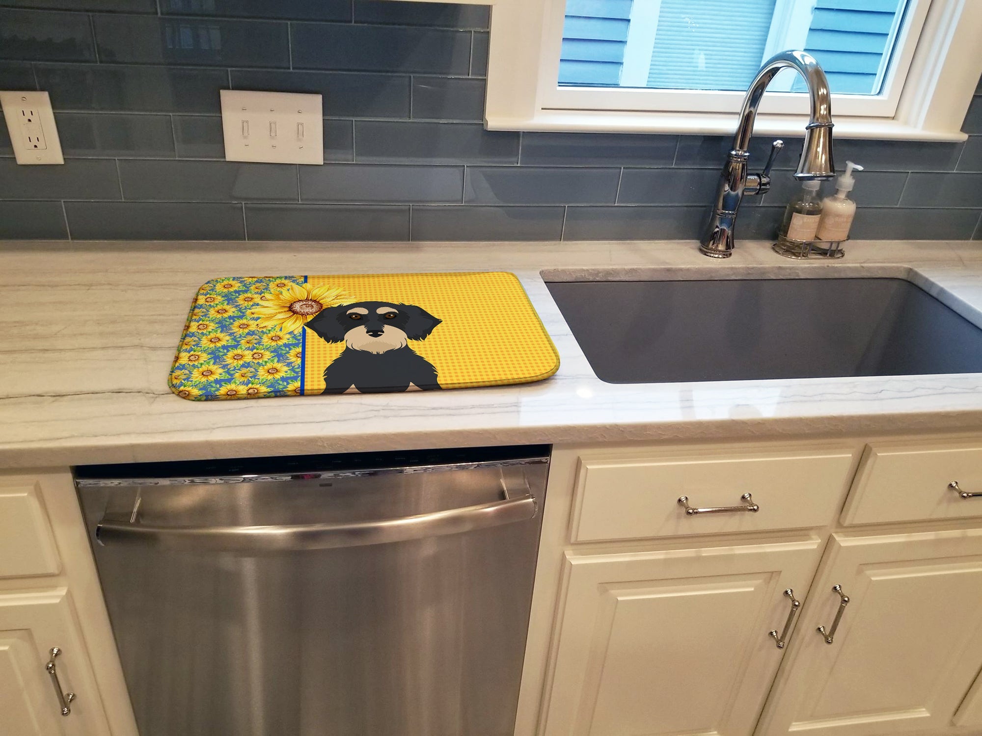 Summer Sunflowers Wirehair Black and Cream Dachshund Dish Drying Mat Absorbent Dish Drying Mat Pad for Kitchen Counter Dish Drainer Mat for Countertop, 14 x 21", Multicolor