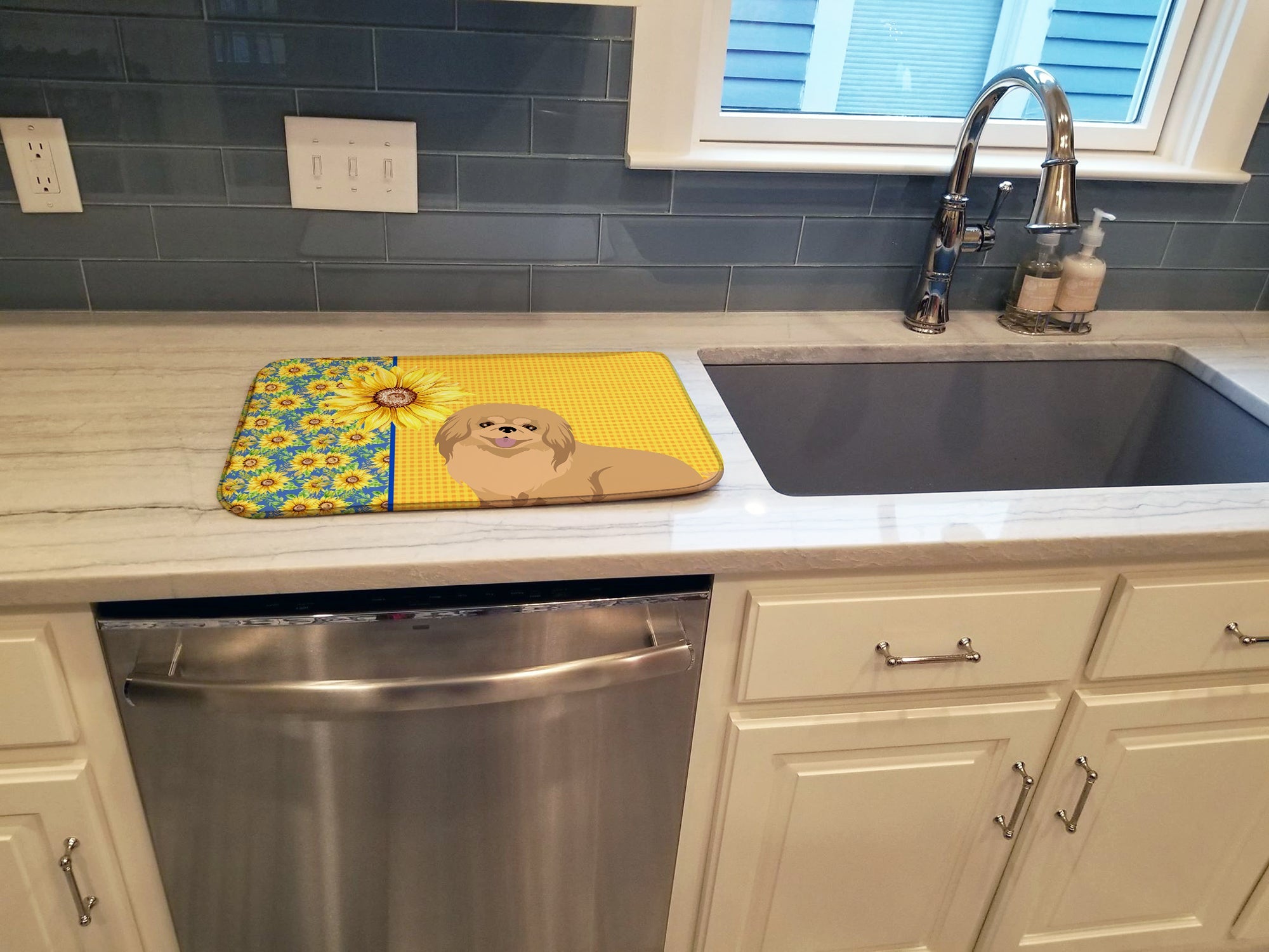 Summer Sunflowers Gold Pekingese Dish Drying Mat Absorbent Dish Drying Mat Pad for Kitchen Counter Dish Drainer Mat for Countertop, 14 x 21", Multicolor