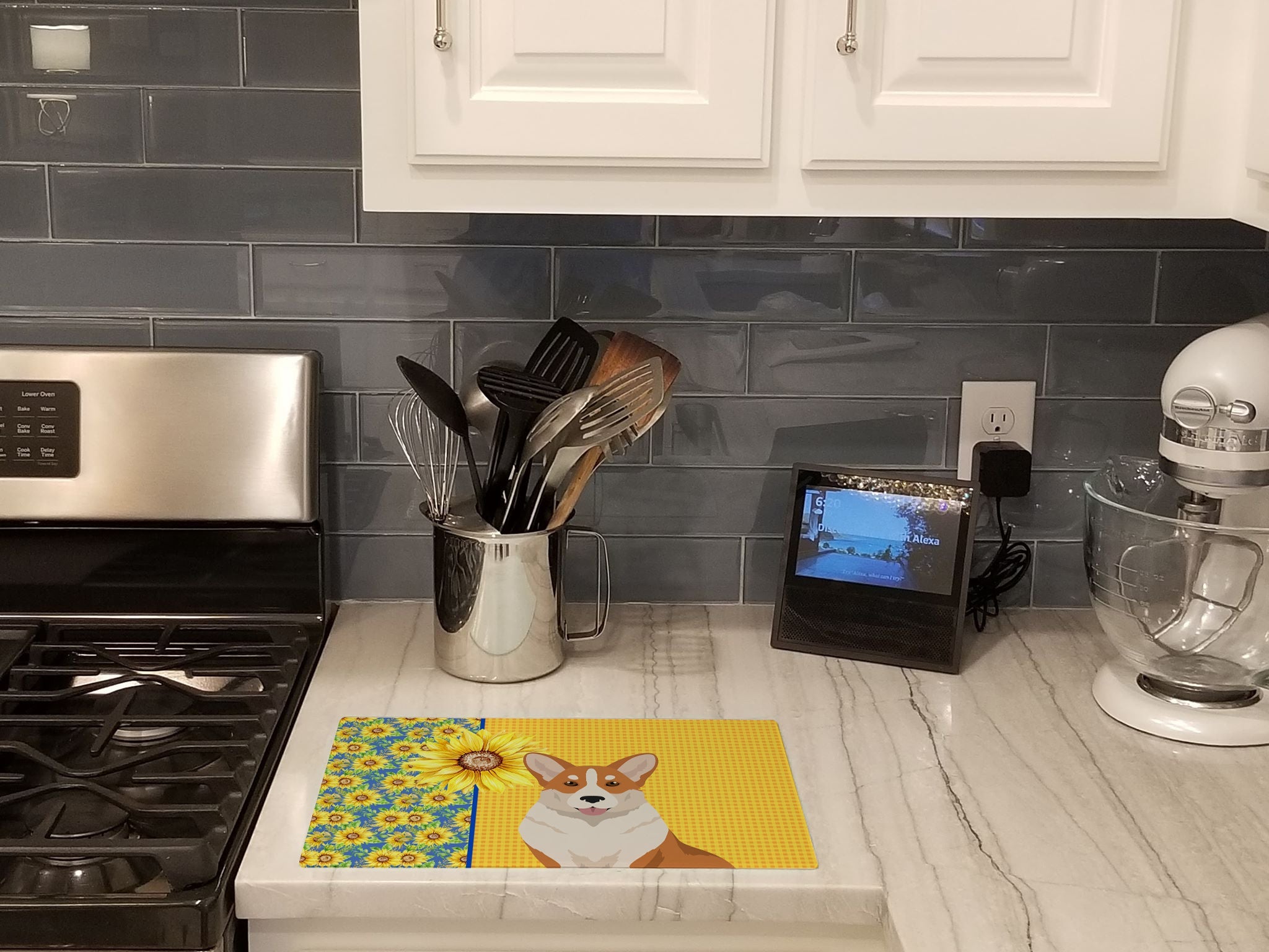 Summer Sunflowers Red Cardigan Corgi Cutting Board Tempered Glass Kitchen Cutting Surface, Heat Resistant Chopping, Non-Slip Feet, Food Prep & Serving