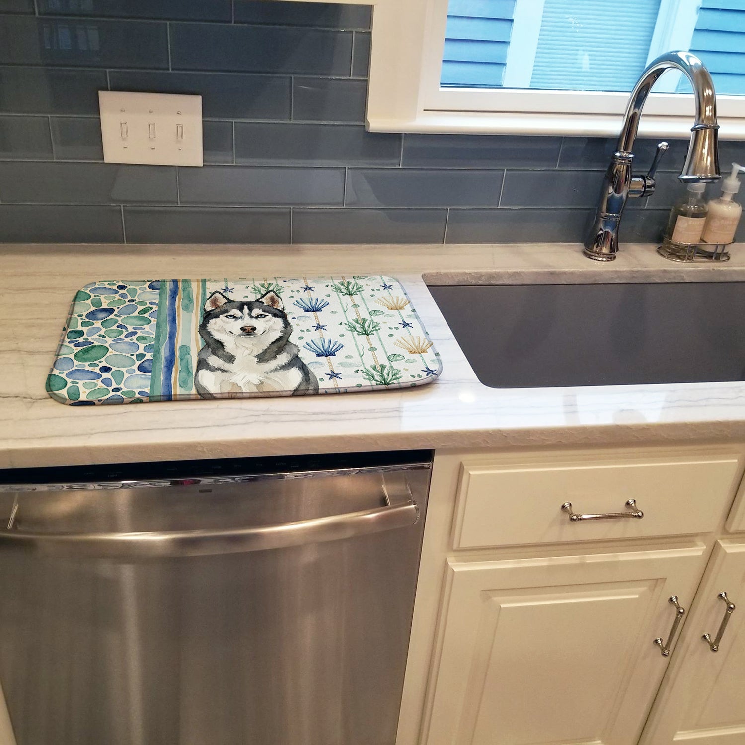 Siberian Husky Coastal Sea Glass Dish Drying Mat Absorbent Dish Drying Mat Pad for Kitchen Counter Dish Drainer Mat for Countertop, 14 x 21", Multicolor
