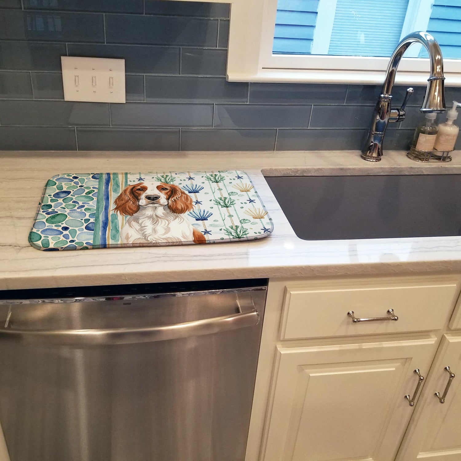 Welsh Springer Spaniel Coastal Sea Glass Dish Drying Mat Absorbent Dish Drying Mat Pad for Kitchen Counter Dish Drainer Mat for Countertop, 14 x 21", Multicolor