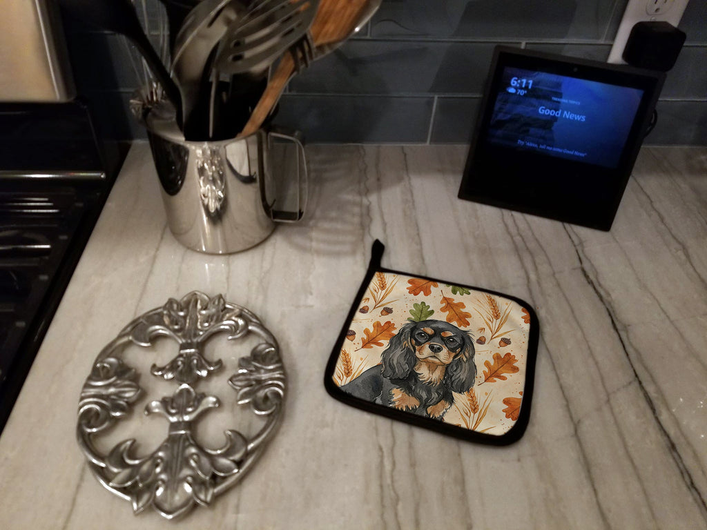 Black and Tan Cavalier Spaniel Heirloom Fall Pot Holder Set of 2 Heat Resistant Quilted Hot Pads 7.5 x 7.5 Inch, Insulated Kitchen Trivets for Cooking & Baking