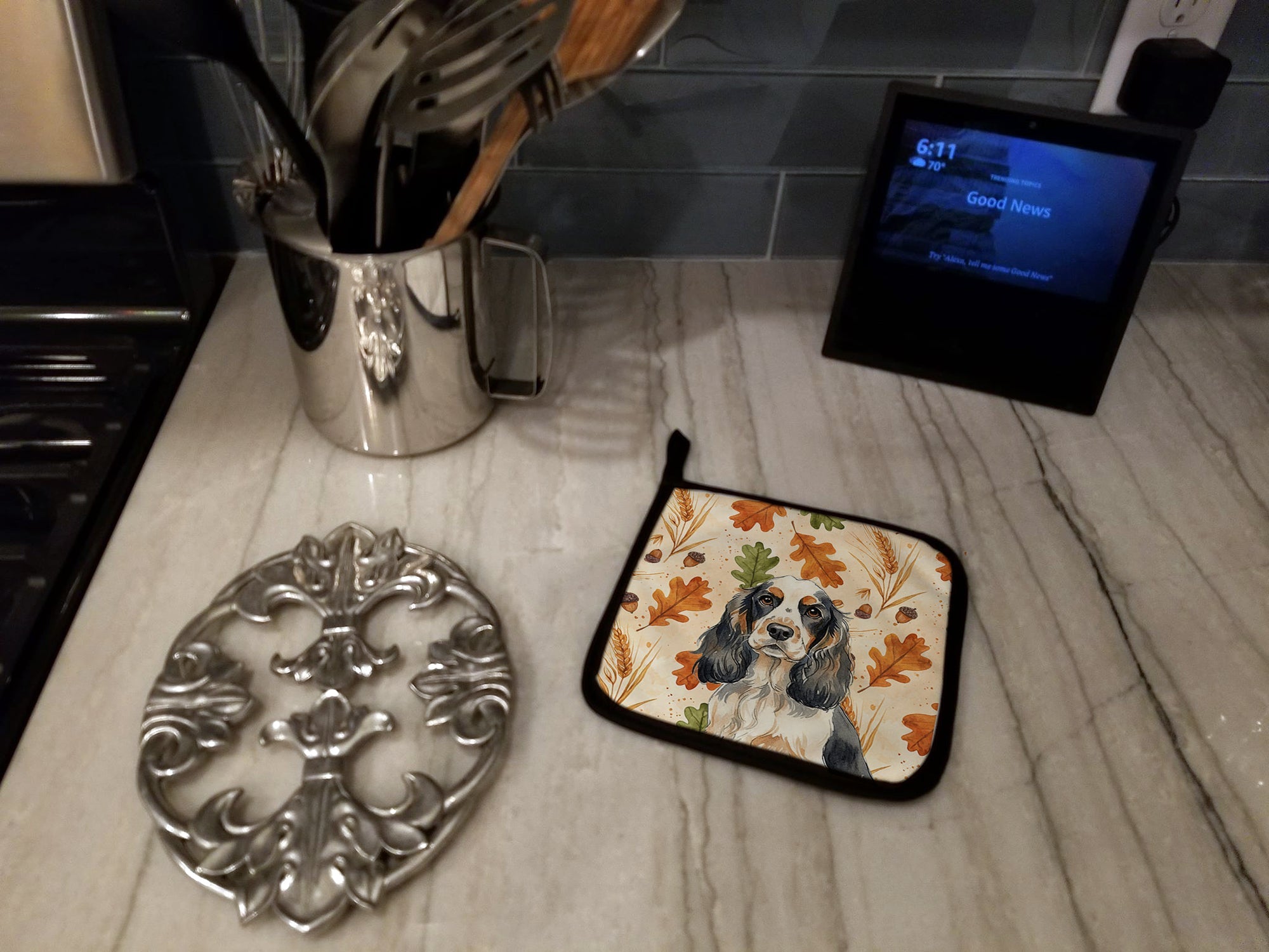 Parti Cocker Spaniel Heirloom Fall Pot Holder Set of 2 Heat Resistant Quilted Hot Pads 7.5 x 7.5 Inch, Insulated Kitchen Trivets for Cooking & Baking