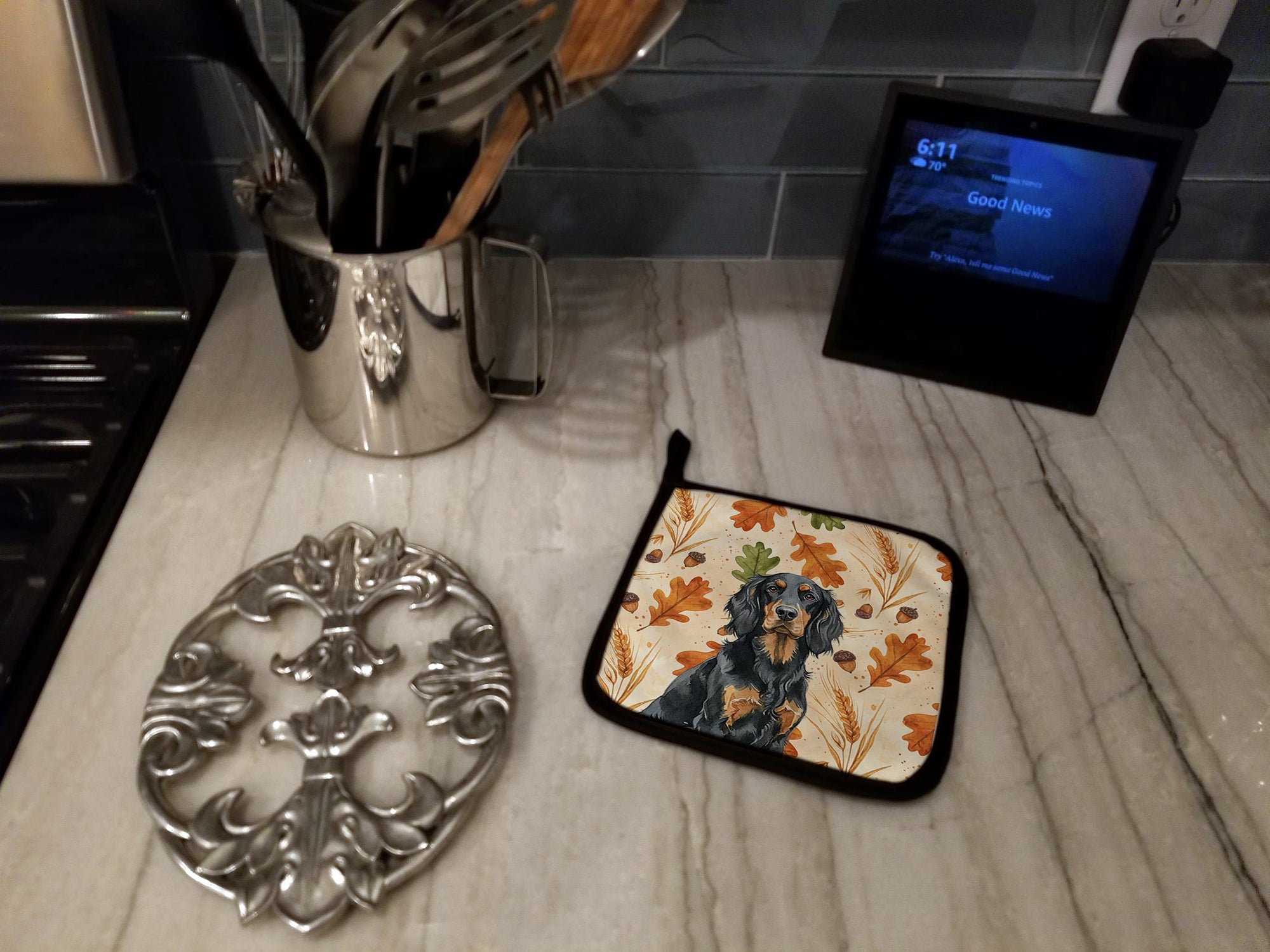 Gordon Setter Heirloom Fall Pot Holder Set of 2 Heat Resistant Quilted Hot Pads 7.5 x 7.5 Inch, Insulated Kitchen Trivets for Cooking & Baking