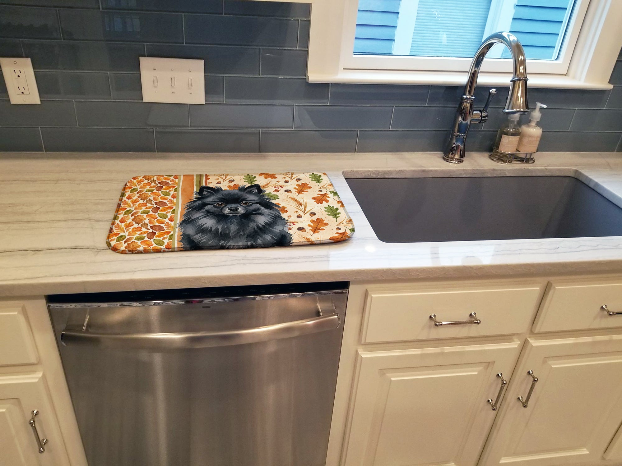 Black Pomeranian Heirloom Fall Dish Drying Mat Absorbent Dish Drying Mat Pad for Kitchen Counter Dish Drainer Mat for Countertop, 14 x 21", Multicolor
