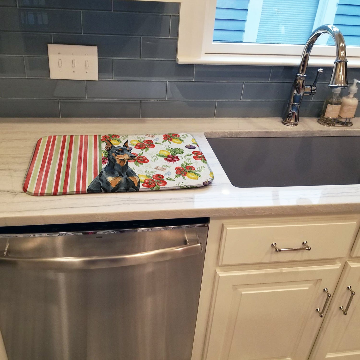 Doberman Pinscher Vegetables Dish Drying Mat Absorbent Dish Drying Mat Pad for Kitchen Counter Dish Drainer Mat for Countertop, 14 x 21", Multicolor
