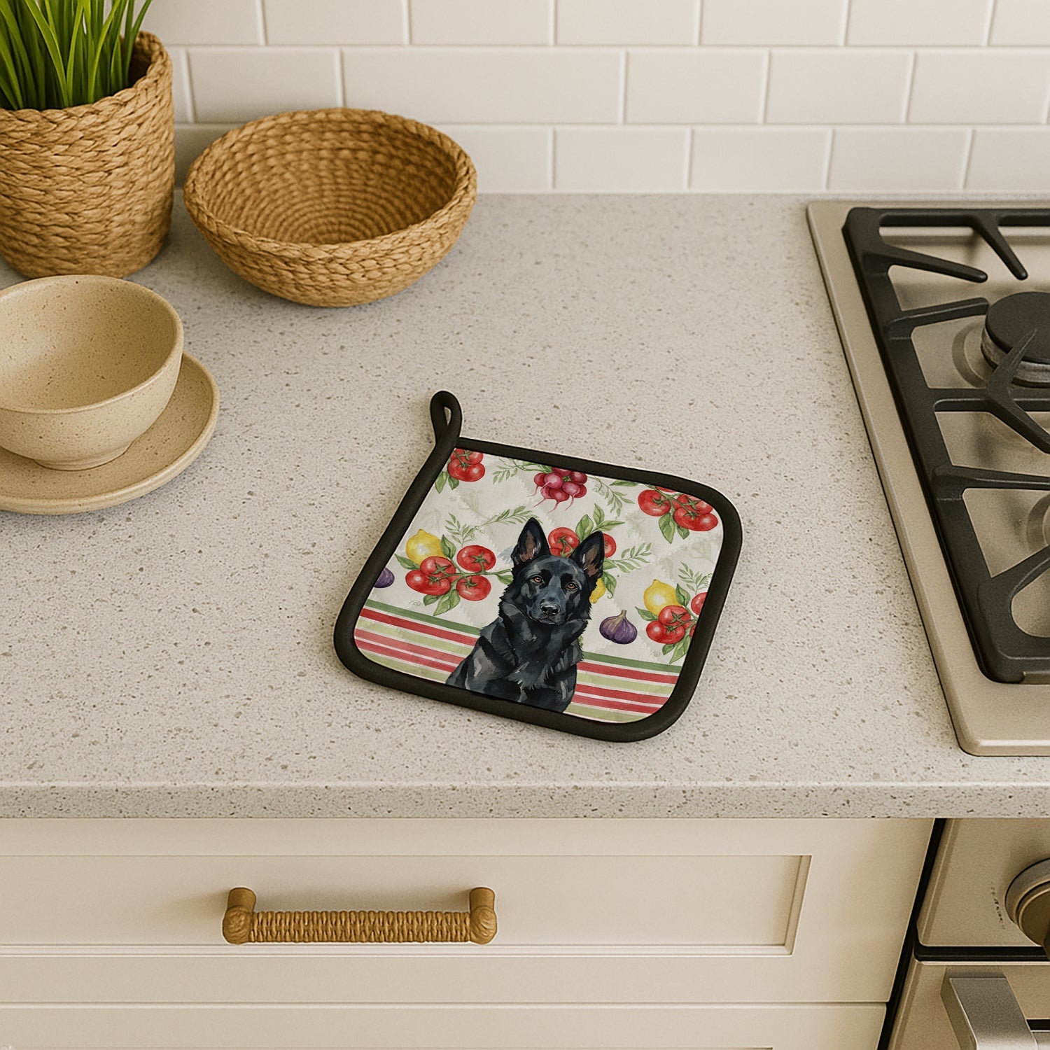 Black German Shepherd Vegetables Pot Holder Set of 2 Heat Resistant Quilted Hot Pads 7.5 x 7.5 Inch, Insulated Kitchen Trivets for Cooking & Baking