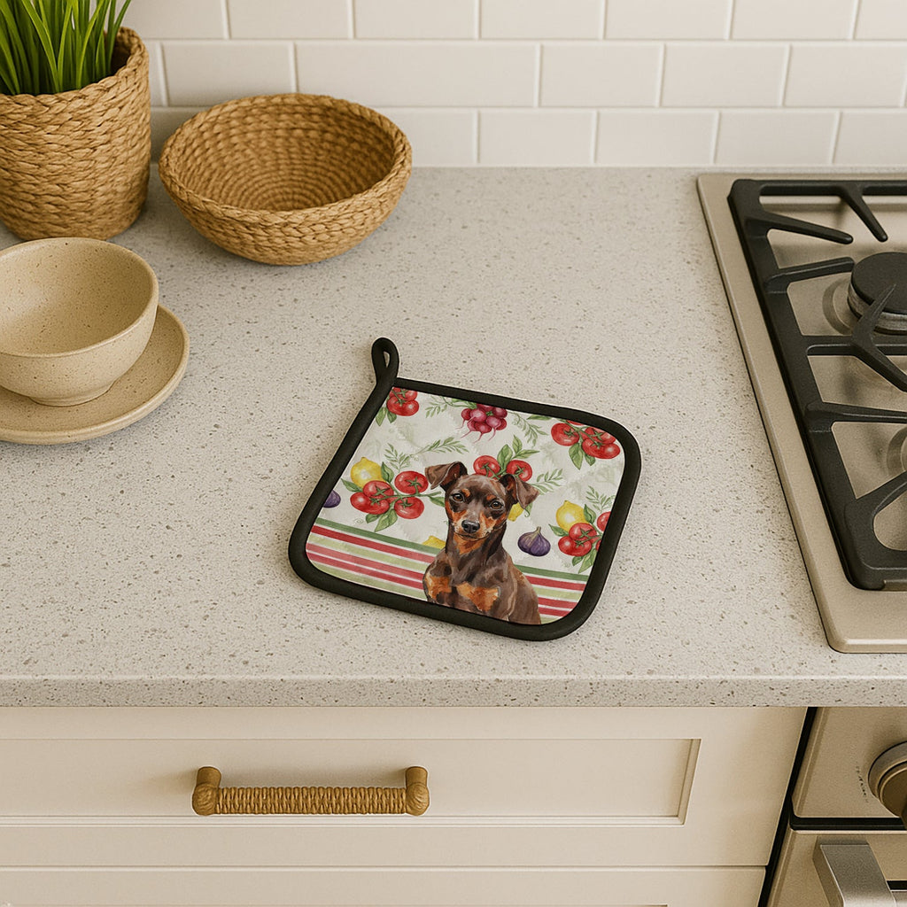 Chocolate and Rust Miniature Pinscher Min Pin Vegetables Pot Holder Set of 2 Heat Resistant Quilted Hot Pads 7.5 x 7.5 Inch, Insulated Kitchen Trivets for Cooking & Baking