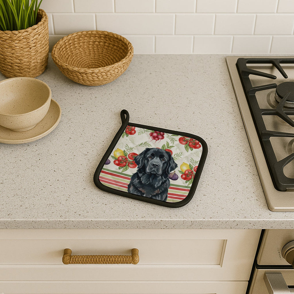 Black Newfoundland Vegetables Pot Holder Set of 2 Heat Resistant Quilted Hot Pads 7.5 x 7.5 Inch, Insulated Kitchen Trivets for Cooking & Baking