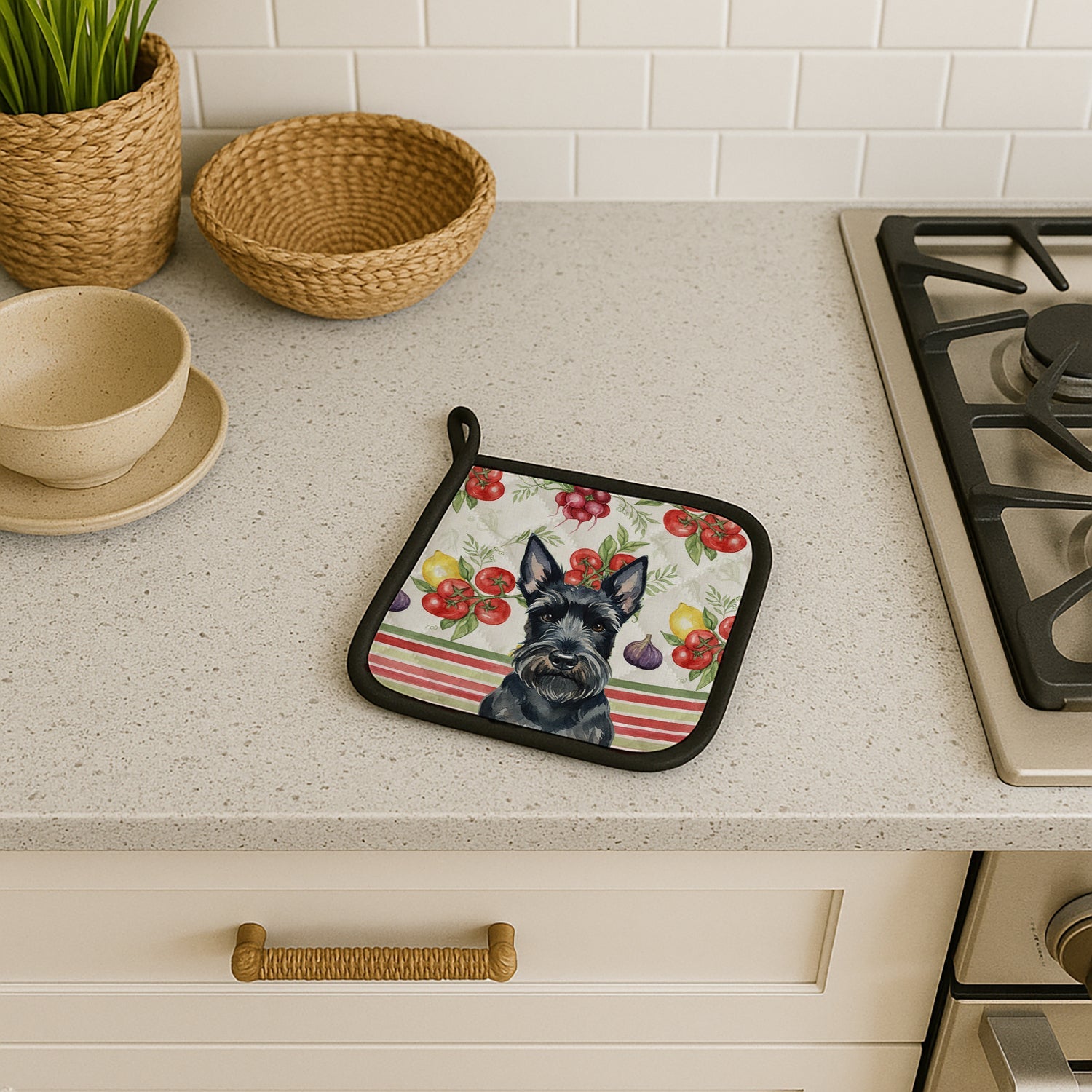 Scottish Terrier Vegetables Pot Holder Set of 2 Heat Resistant Quilted Hot Pads 7.5 x 7.5 Inch, Insulated Kitchen Trivets for Cooking & Baking