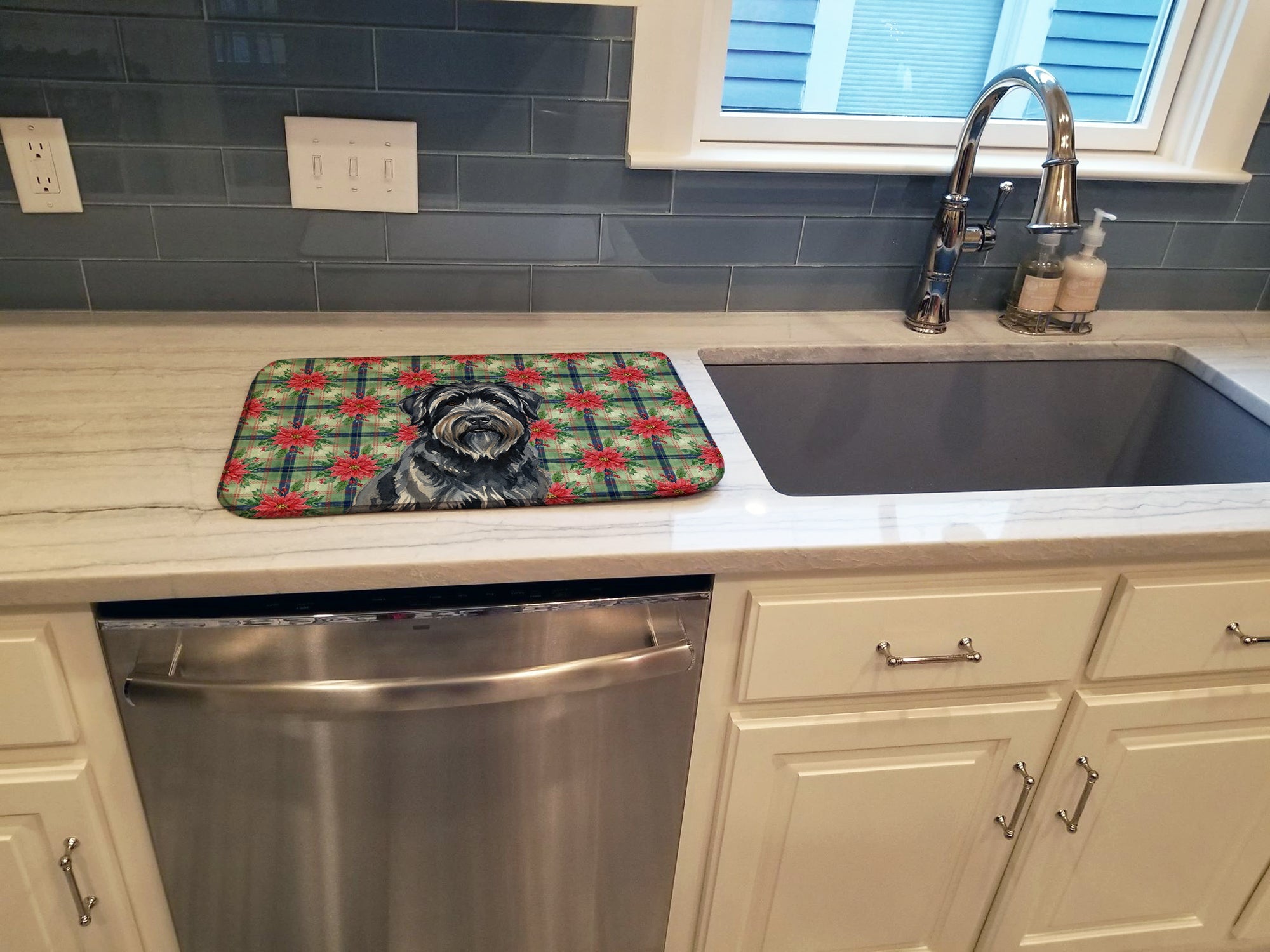 Bouvier des Flandres Christmas PoinsettIas Dish Drying Mat Absorbent Dish Drying Mat Pad for Kitchen Counter Dish Drainer Mat for Countertop, 14 x 21", Multicolor