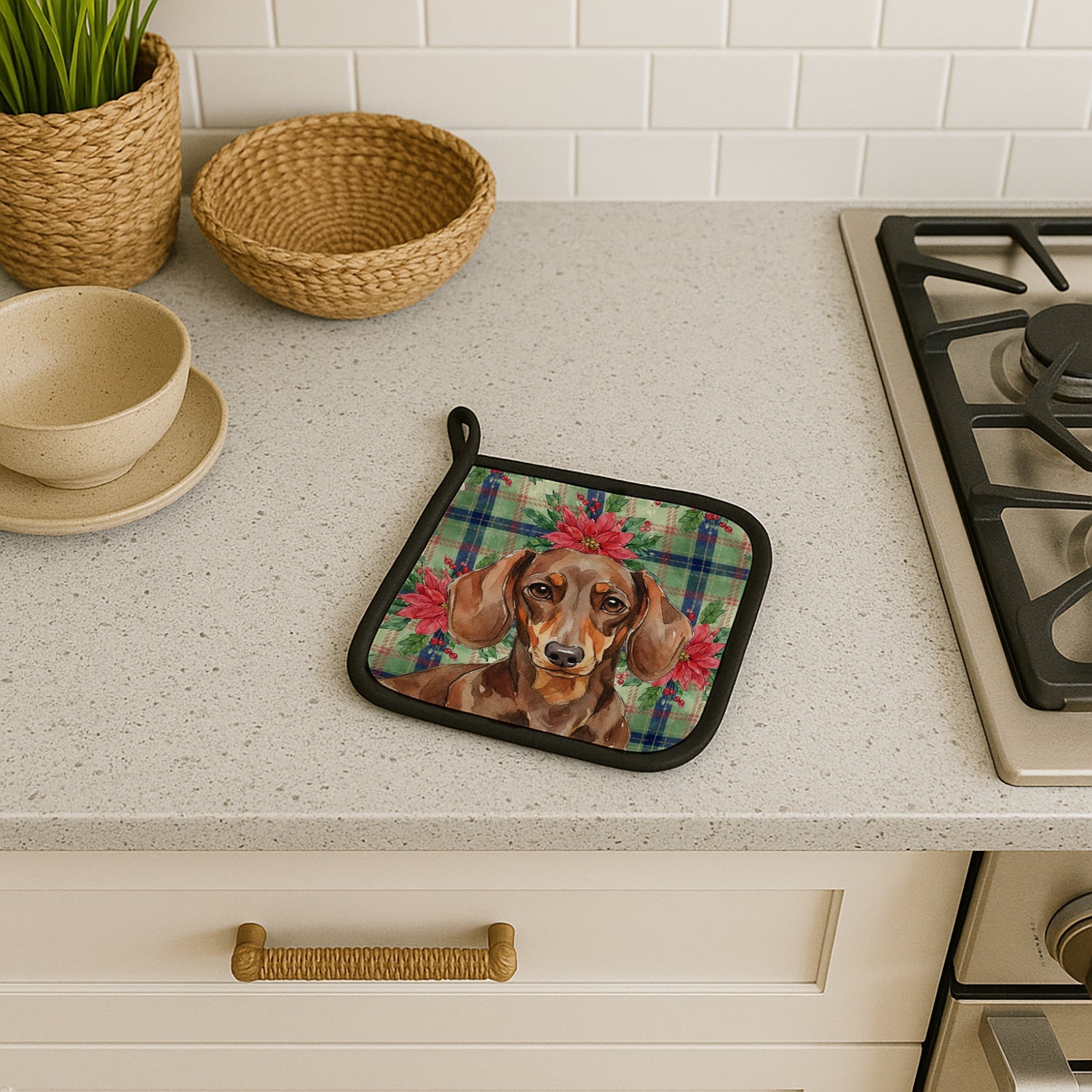 Chocolate and Tan Dachshund Christmas PoinsettIas Pot Holder Set of 2 Heat Resistant Quilted Hot Pads 7.5 x 7.5 Inch, Insulated Kitchen Trivets for Cooking & Baking