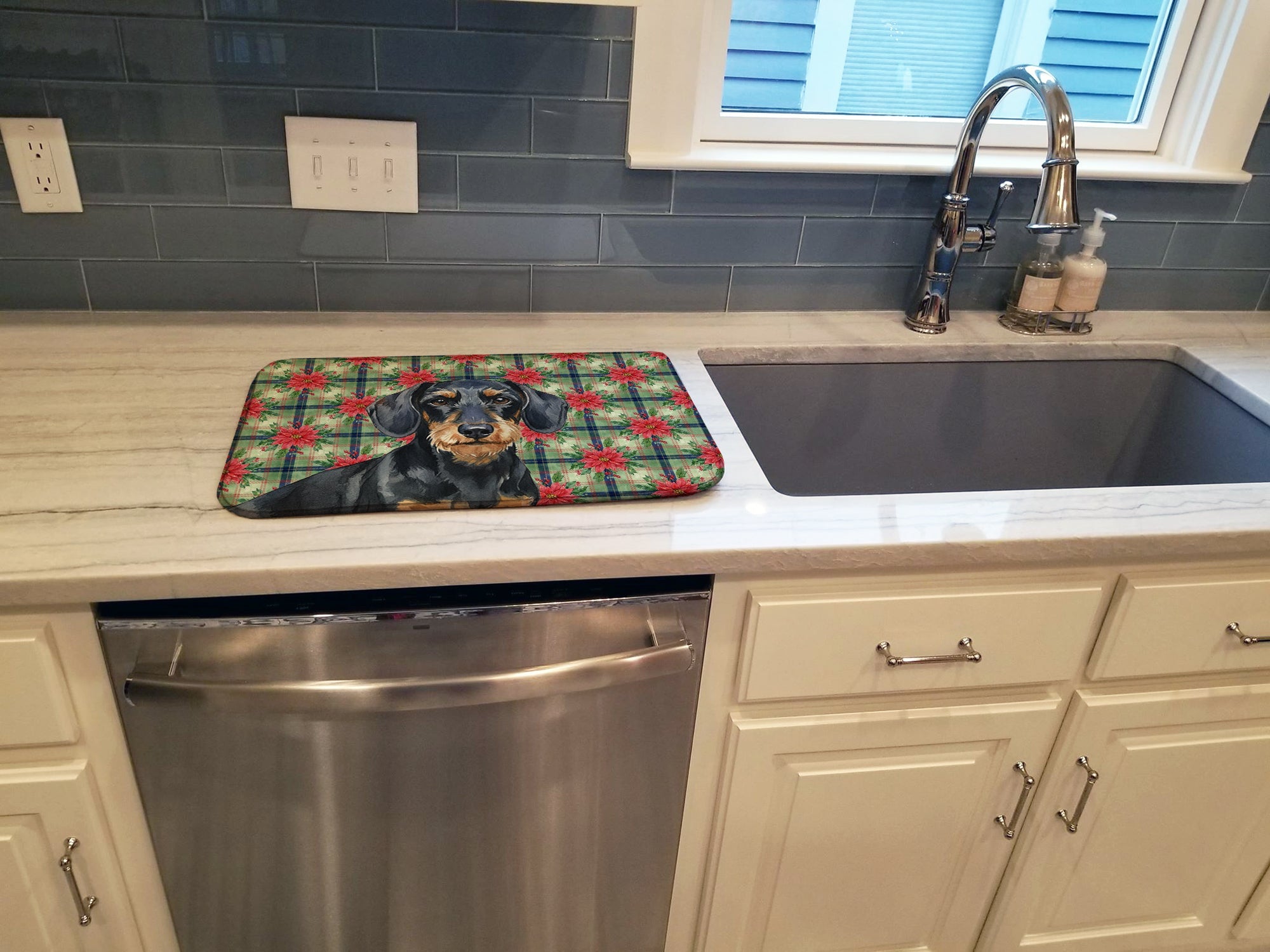 Wirehaired Black and Tan Dachshund Christmas PoinsettIas Dish Drying Mat Absorbent Dish Drying Mat Pad for Kitchen Counter Dish Drainer Mat for Countertop, 14 x 21", Multicolor