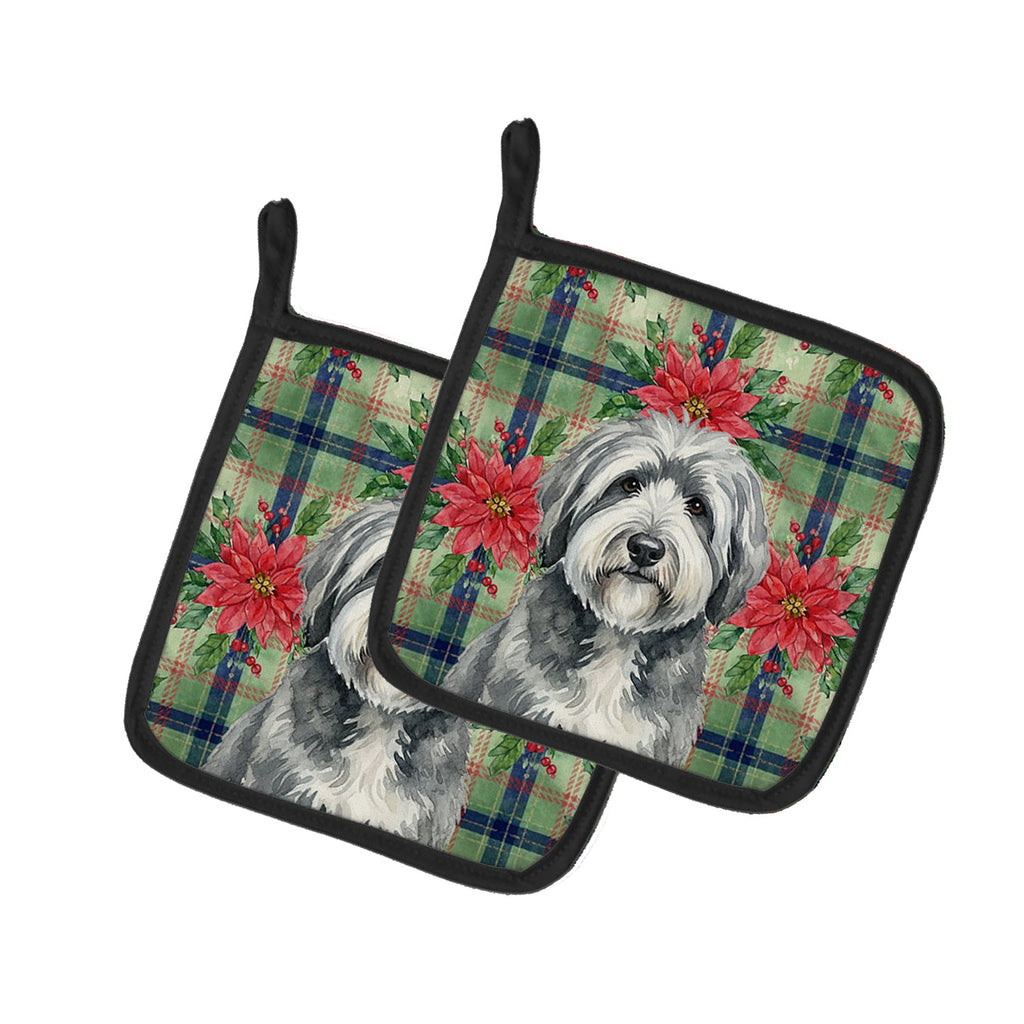 Gray and White Old English Sheepdog Christmas PoinsettIas Pot Holder Set of 2 Heat Resistant Quilted Hot Pads 7.5 x 7.5 Inch, Insulated Kitchen Trivets for Cooking & Baking