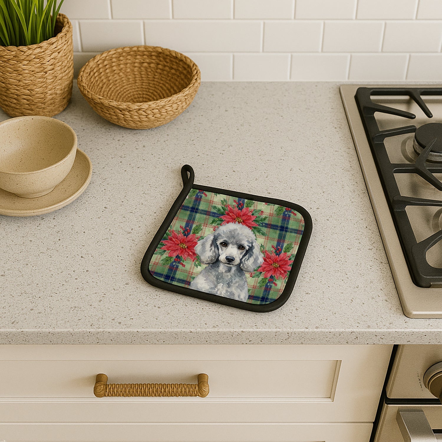 Standard Silver Poodle Christmas PoinsettIas Pot Holder Set of 2 Heat Resistant Quilted Hot Pads 7.5 x 7.5 Inch, Insulated Kitchen Trivets for Cooking & Baking